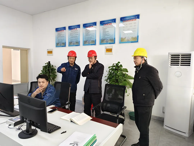 索凌电气新春慰问送关怀，节前安全督导保平安